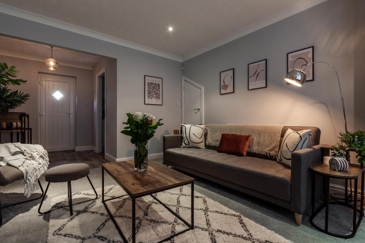 Curlew - 3 Bedrooms Wi-Fi, Parking, Contractors Thornton  Bagian luar foto