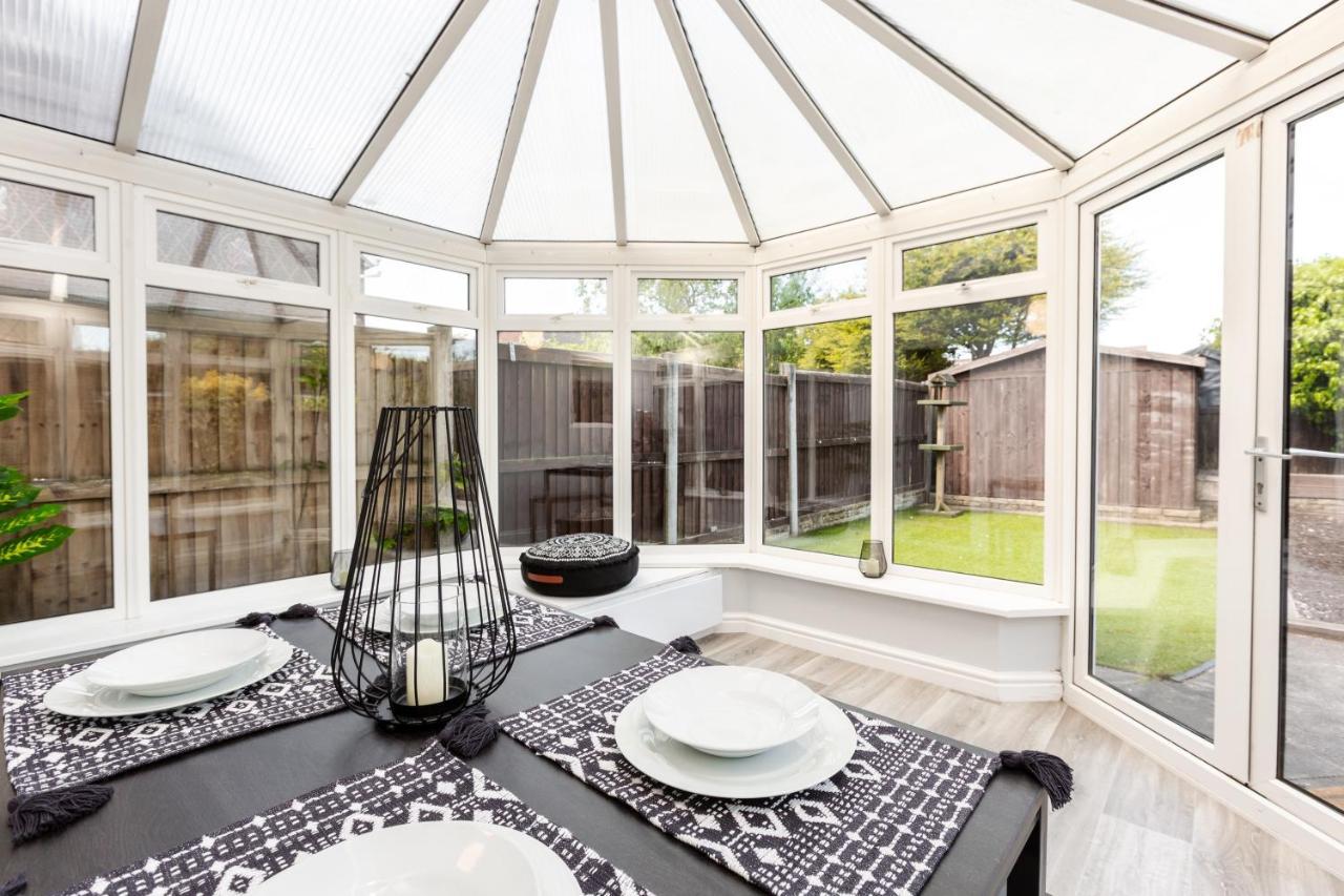 Curlew - 3 Bedrooms Wi-Fi, Parking, Contractors Thornton  Bagian luar foto